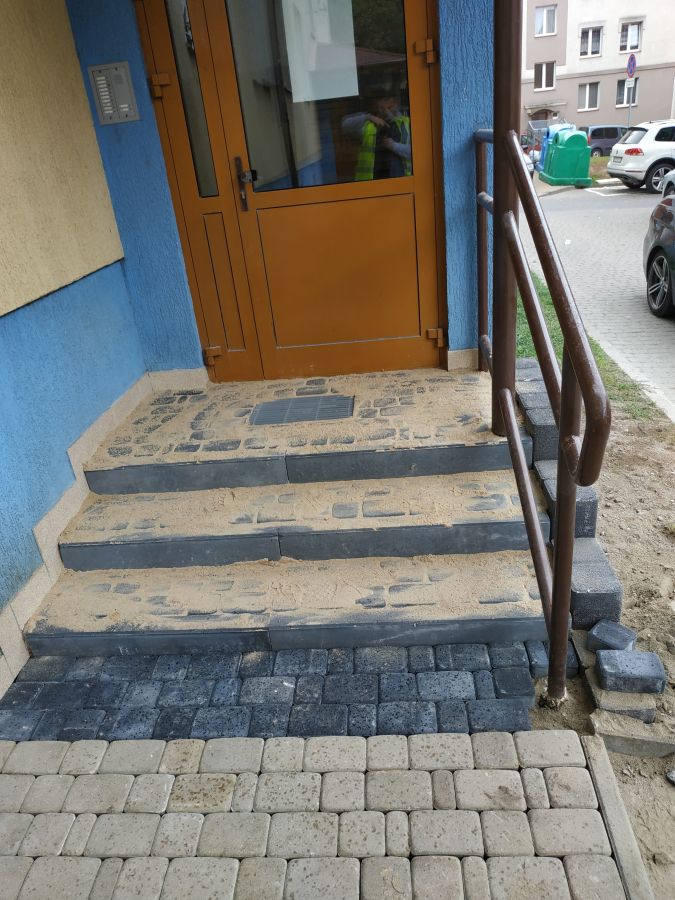 schody po przebudowaniu